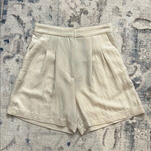 H&M High Waist Beige Pleated Shorts (2)